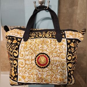 GIANNI VERSACE VINTAGE TOTE WITH MATCHING POUCH EUC